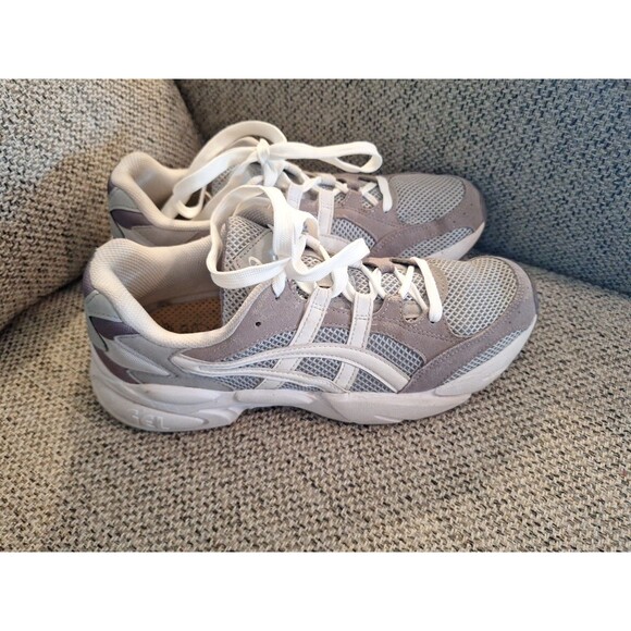 Asics Size 10  Tiger Gel BND Women's Casual‎ Retro Running Fitness Gym Trainers - Picture 2 of 7